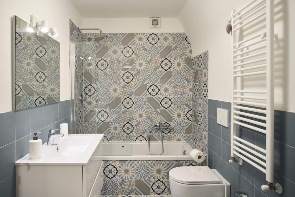 シエーナPalazzo Celsi Pollini Duomo Casa Emmaアパートメント エクステリア 写真